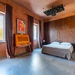 Dimora D'arte Speciale Tarshito *