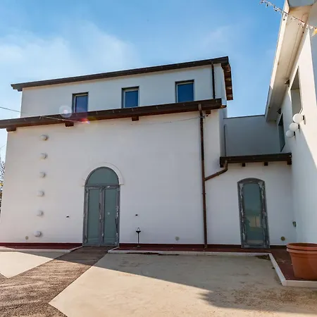 Apartment Dimora D'arte Speciale Tarshito