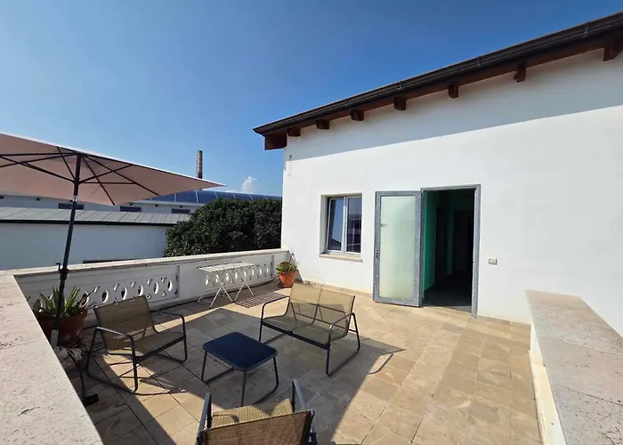 Dimora D'arte Speciale Tarshito Бари